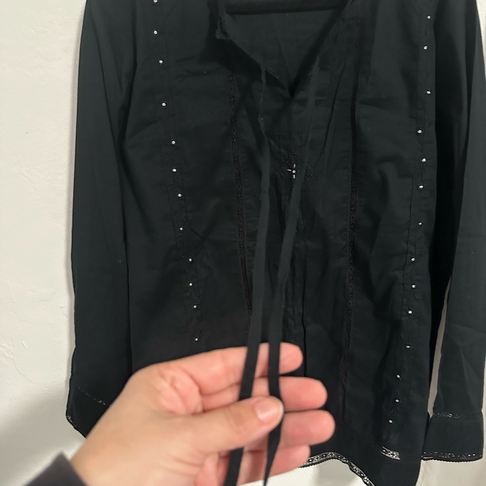 Classic Elements Woman Black Lace Trim Top, Size 20-22W - Picture 3 of 12